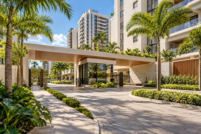 Condomínio residencial com áreas comuns